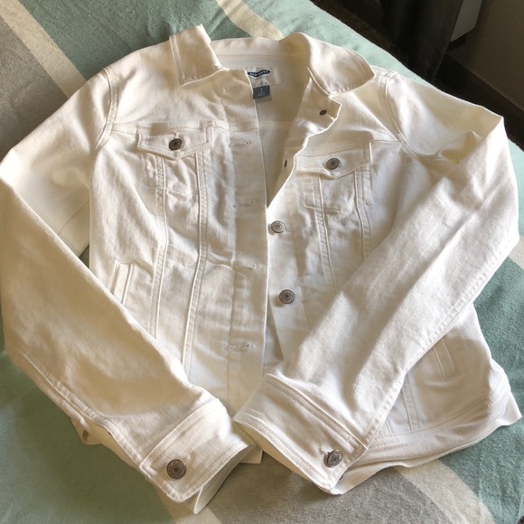 BNWOT White Jean Jacket by Old Navy! - Picture 1 of 4